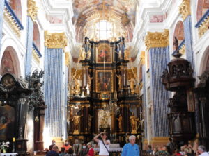 Reiseblog - Heilige Linde - Altar