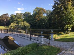 Reiseblog - Schloss Tarce - Park Brücke