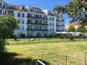 eines der noblen Hotels direkt am Ufer der Ostsee in Kühlungsborn